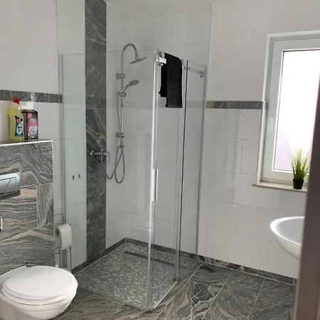 Zeitwohnen Luxus 5 Schlafzimmer Appartamento *