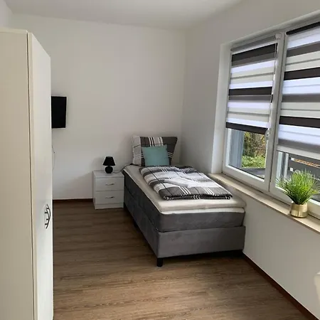 Апартаменты Zeitwohnen Luxus 5 Schlafzimmer Вильгельмсхафен